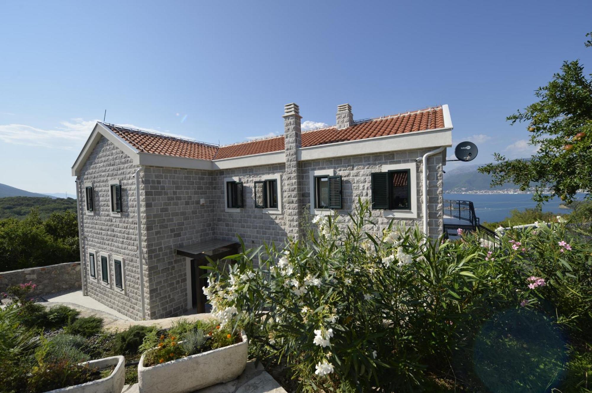 Villa Vista Azzurra Тиват Экстерьер фото
